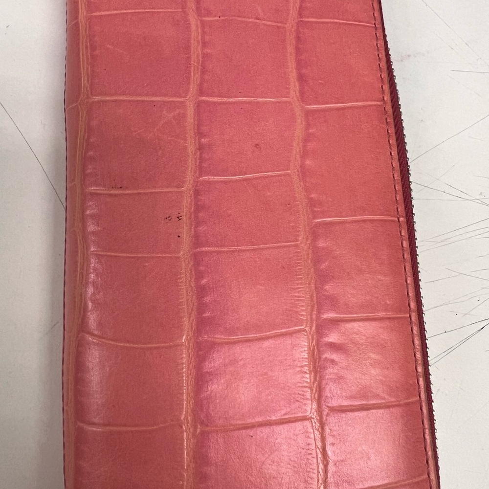 Preloved - Picture 2 of 9